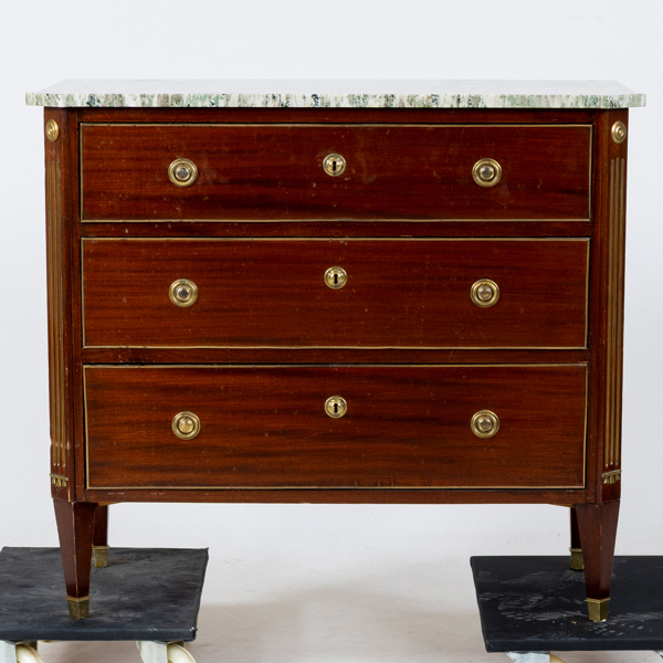 BYRÅ, gustaviansk stil, 1900-tal