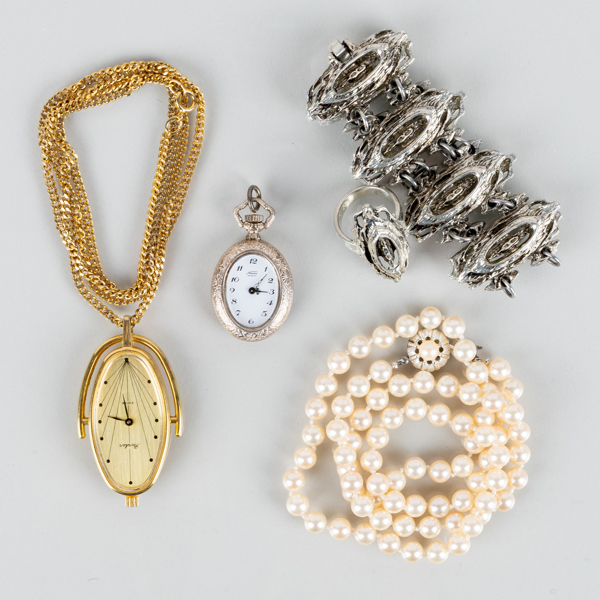 SAMLING BIJOUTERIER, bla 1900-talets andra hälft