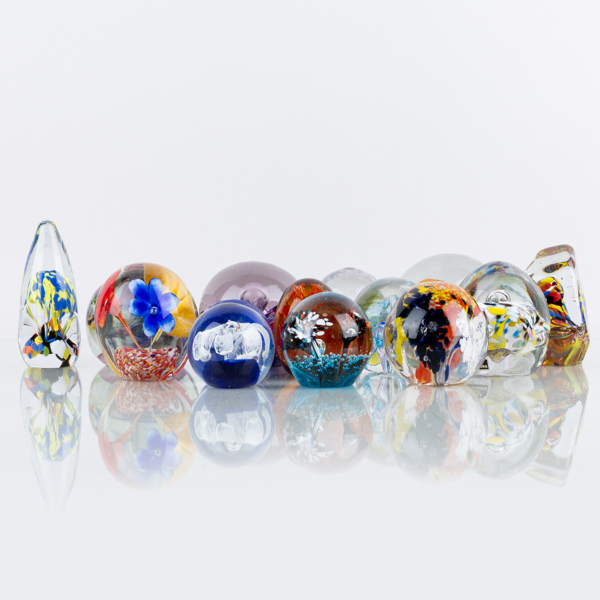 BREVPRESSAR, 14 st, glas, bla Reijmyre och Bergdala, 1900-tal