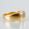 RING, 18k guld, med 7 mindre diamanter