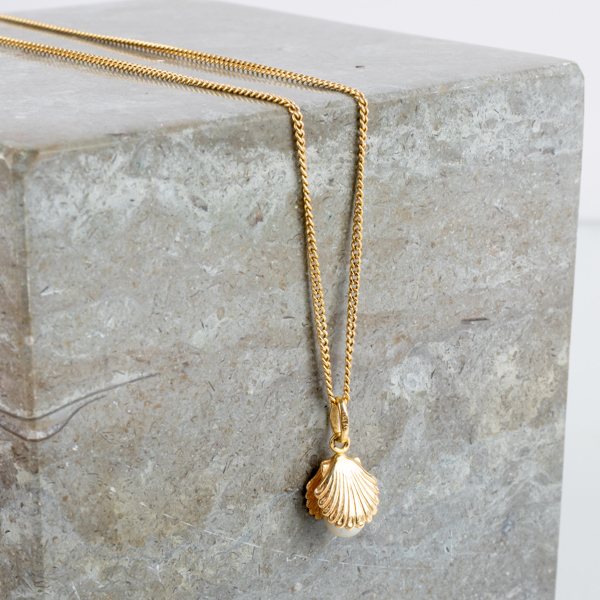 HALSKEDJA MED HÄNGE, 18k guld