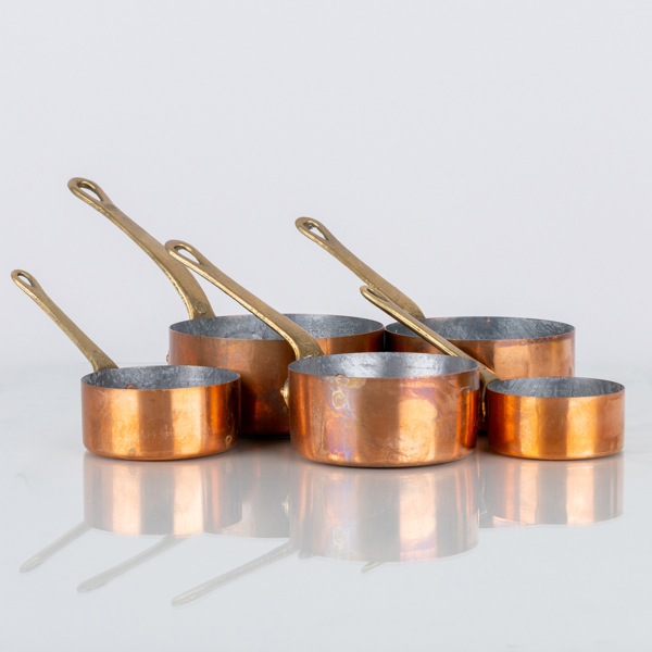 TRAKTÖRPANNOR, 5 st, koppar, 1900-tal, mindre modell