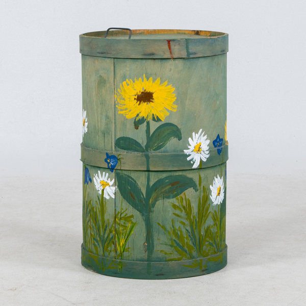 SPÅNKORG, allmoge, målad, signerad och daterad Pirkko -77