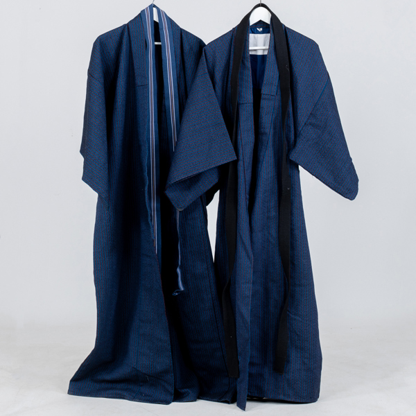 KIMONOS, 2 st, Japan, 1900-talets andra hälft