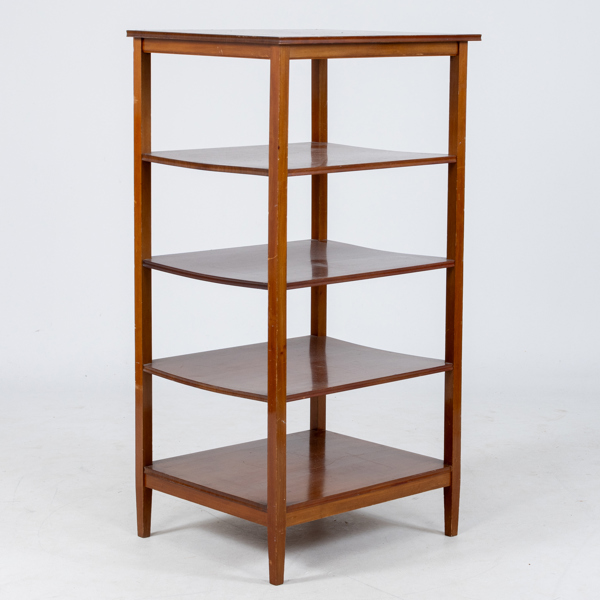 ETAGEHYLLA, 1900-talets första hälft