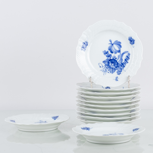 ROYAL COPENHAGEN, 12 st, assietter, "Blå blomst", Danmark, 1900-talets andra hälft