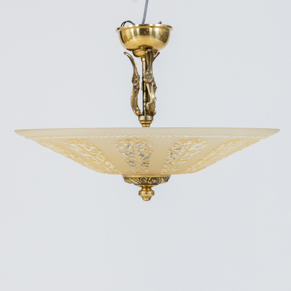 TAKLAMPA, mässing och råglas, 1900-talets första hälft