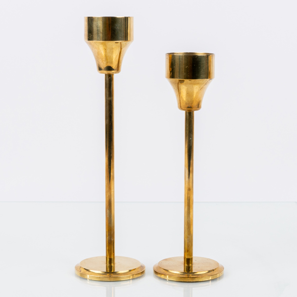 LJUSSTAKAR, 1 par, mässing, Gusum Mässing, år 2005