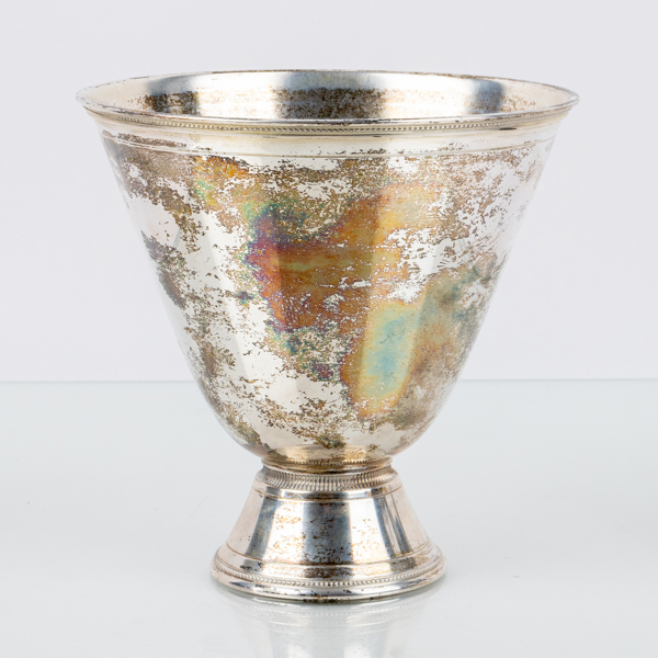 SKÅL PÅ FOT, silver, CG Hallberg, 1932