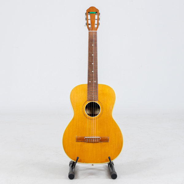 GITARR, Bjärton, 1900-tal