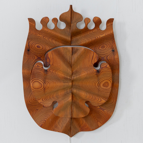 GUNNAR KANEVAD, vägglampa, furu, signerad och daterad 1981