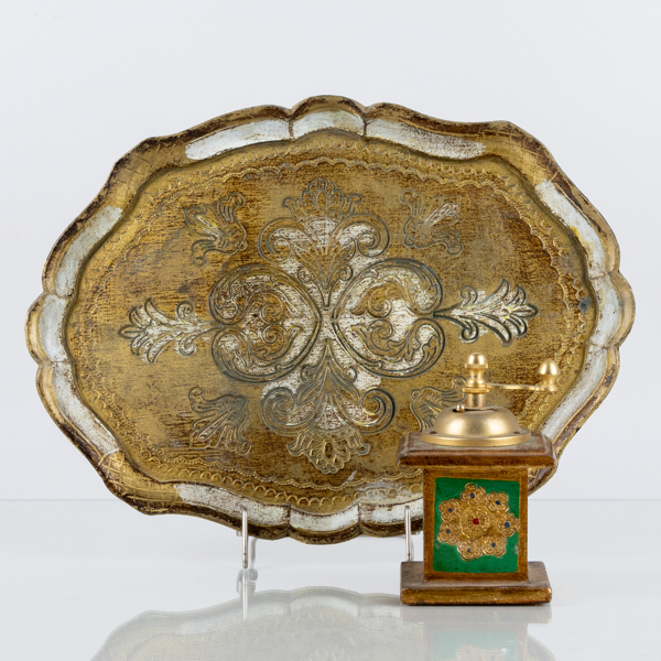 BRICKA OCH PEPPARKVARN, målat och bronserat trä, Italien, 1900-tal