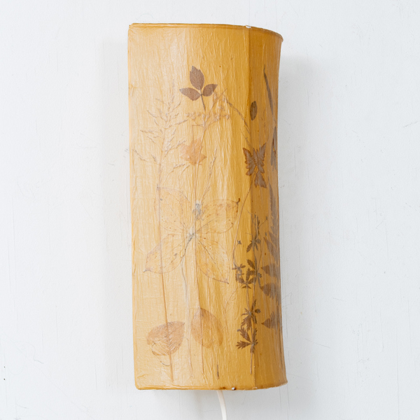  HÖRNVÄGGLAMPA, papper, möjligen Vanja Sorbon Malmsten, 1900-talets andra hälft