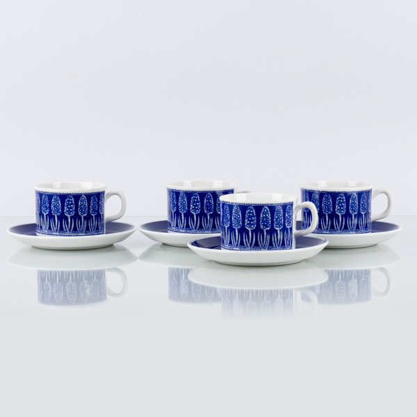 ARTHUR PERCY, 4 st kaffekoppar med fat, porslin, "Blå Hyacint", Gefle 