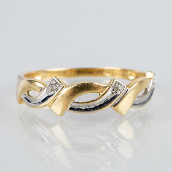 RING, 18k guld och diamanter