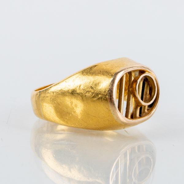 KLACKRING, 23k guld, svenska stämplar ABH E7