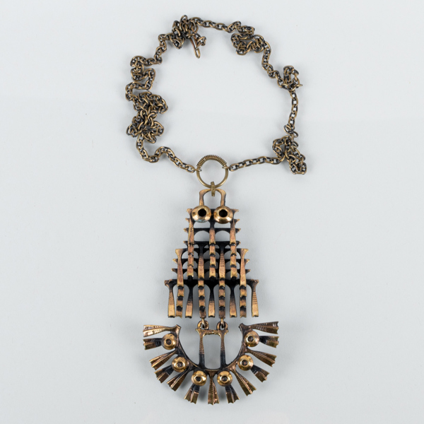 PENTTI SARPANEVA, collier, brons, Finland