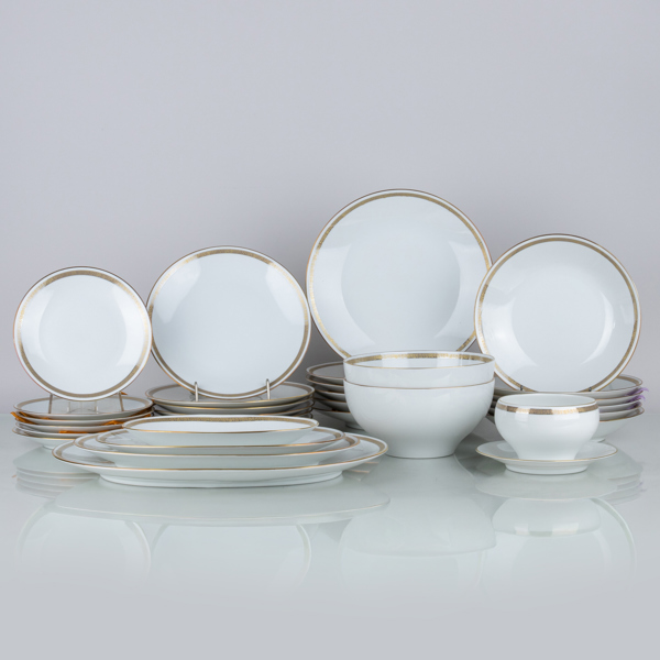 MATSREVIS, 30 del, porslin, Hackefors, för 6 pers, 1900-talets andra hälft