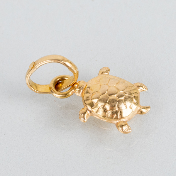 HÄNGE, 18k guld, sköldpadda