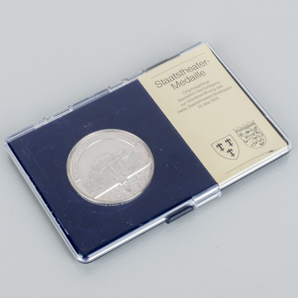 MEDALJ, silver, Statsteatern Weisbaden, 1979