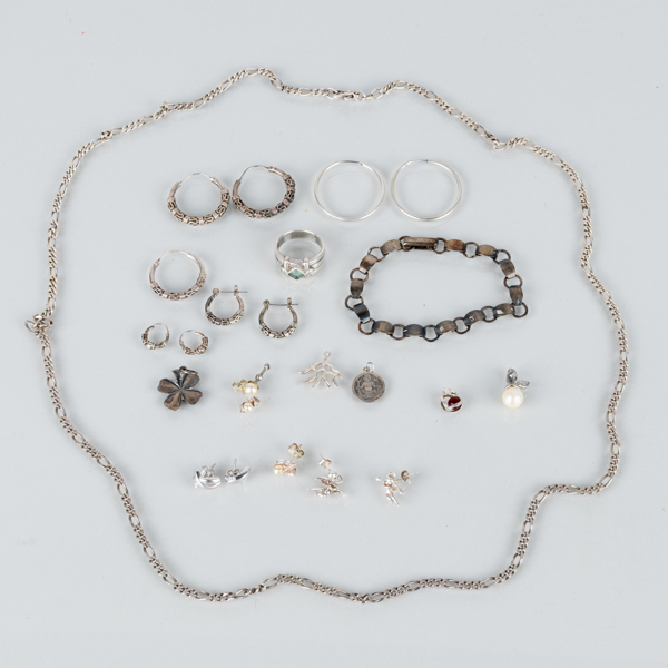 SAMLING SMYCKEN, mestadels silver, 1900-tal