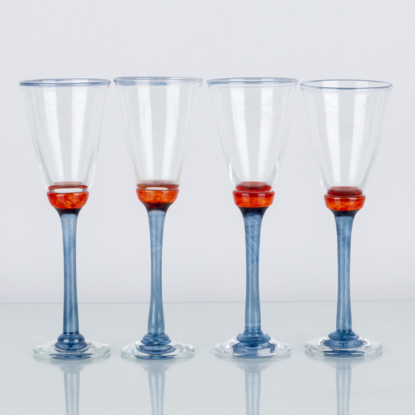 VINGLAS, 4 st, glas, 1900-/2000-tal, otydligt signerade