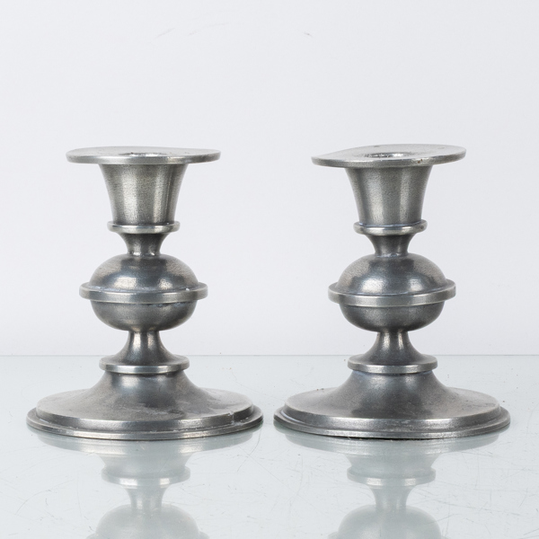 EDVIN OLLERS, 1 par ljusstakar, tenn, 1954