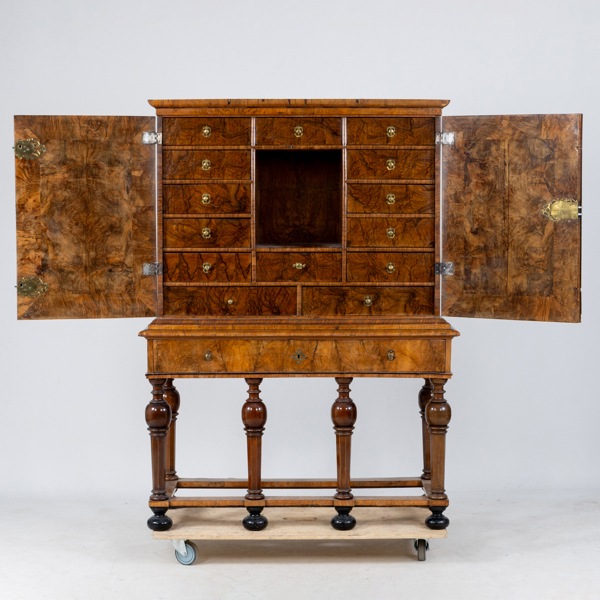 KABINETTSKÅP, barock, 1700-tal