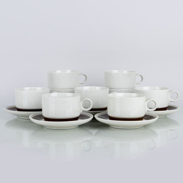  OLLE ALBERIUS, 5 tekoppar med fat, porslin, "Forma", Rörstrand