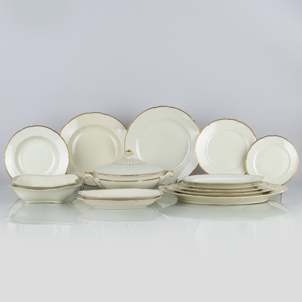 MATSERVIS, 107 del, porslin, "Royal Ivory", KPM, Tyskland