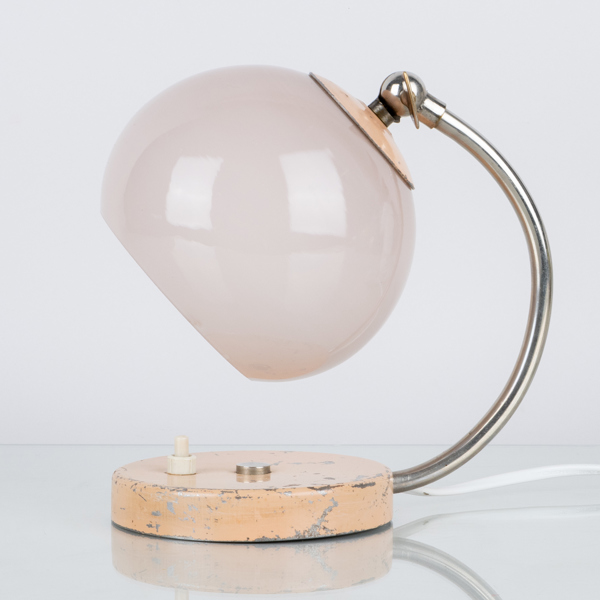 BORDSLAMPA, 1900-talets första hälft