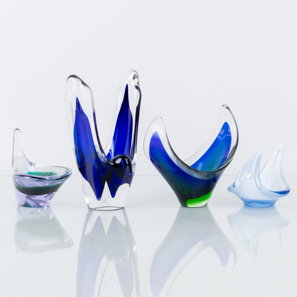 VASER, 4 st, glas, Flygsfors och Nils Haggren, Nybro, 1900-talets andra hälft