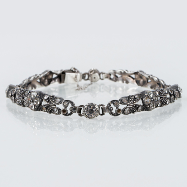 ARMBAND, silver, med markasiter, tidigt 1900-tal