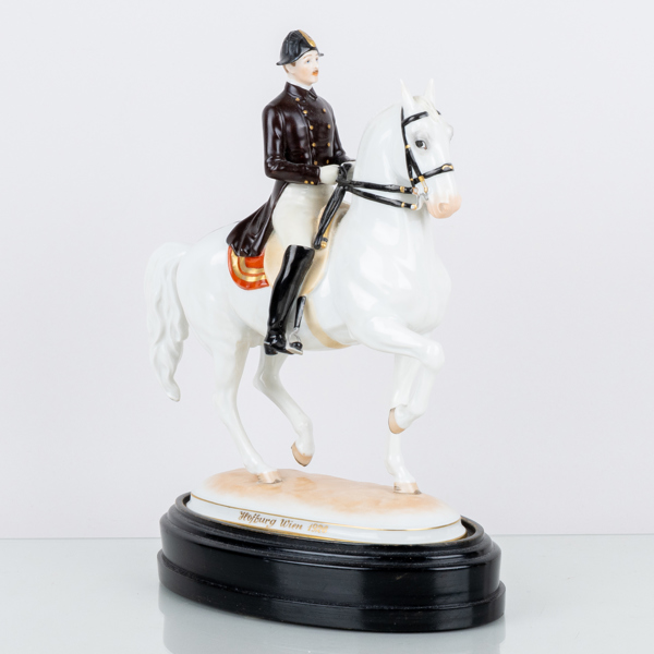 ALBIN DOBRICH, figurin, porslin, spanska ridskolan, Wien