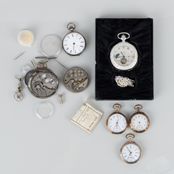 FICKUR, 4 st, samt delar till fickur, vitmetall och silver, bla Quebec, 1900-tal