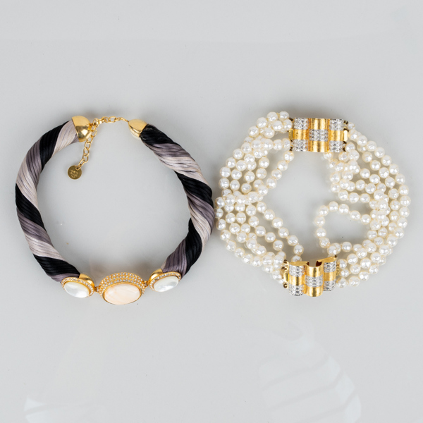 COLLIER, 2 st, bijouteri, bla Pierre Cardin, 1900-talets slut