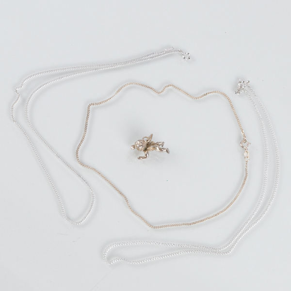 HÄNGE SAMT HALSKEDJOR, 3 st, silver/sterlingsilver, 1900-tal