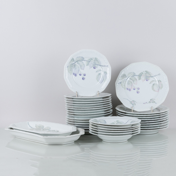 MATSERVIS, 34 del, porslin, "Maria Björnbär" Classic rose, Rosenthal, Tyskland