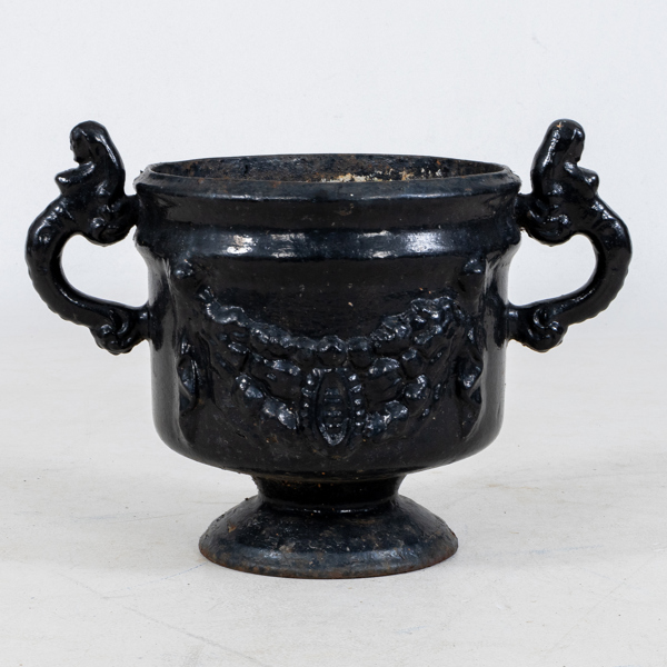 TRÄDGÅRDSURNA, gjutjärn, sannolikt Stafsjö Bruk, 1900-talets första hälft