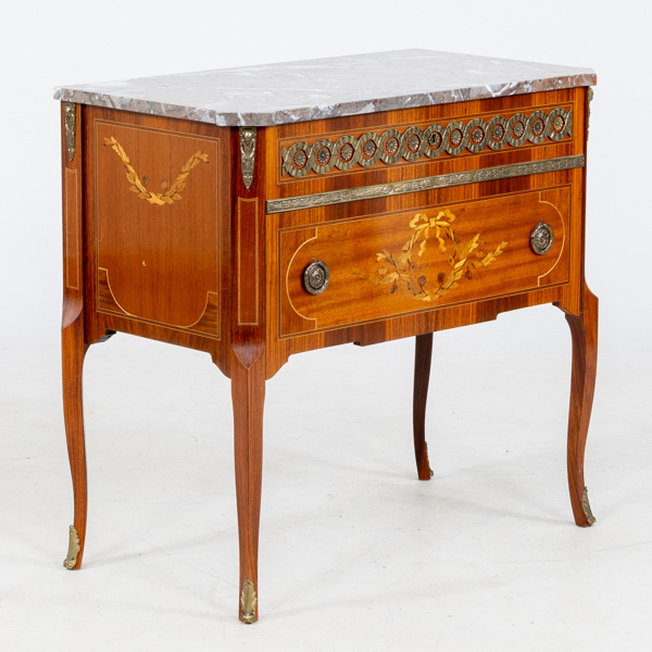 BYRÅ, gustaviansk stil, 1900-talets andra hälft