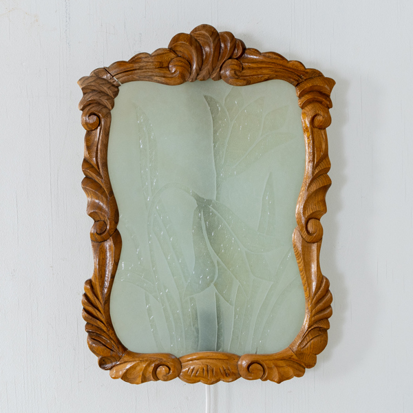 VÄGGLAMPA, trä och råglas, 1930-/40-tal