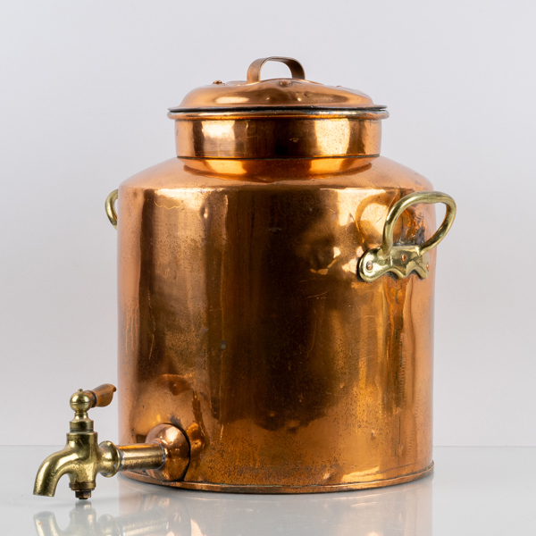 VATTENCISTERN, koppar, Joh. F Pettersson, Norrköping, 1800-/1900-tal