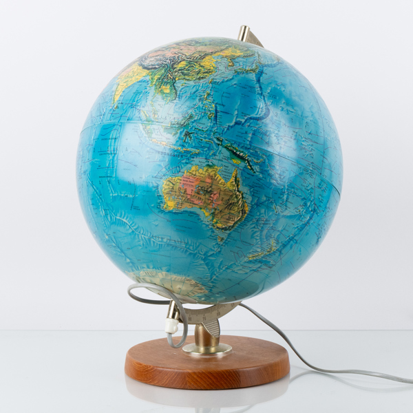 JORDGLOB, med belysning, 1900-talets andra hälft