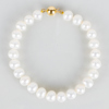 ARMBAND, odlade pärlor, lås av 18k guld