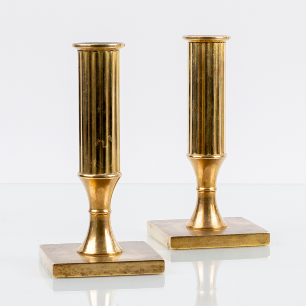 LJUSSTAKAR, 1 par, mässing, Metallslöjden Gusum, signerade och daterade GJ 1974