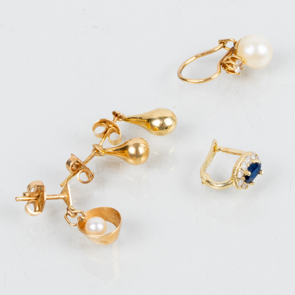 ÖRHÄNGEN, 18 resp 14k guld, tot vikt ca 3,6 g