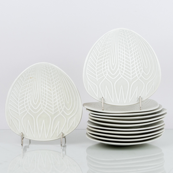 BERIT TERNELL, 11 st assietter, fajans, "Ax", Upsala Ekeby / Gefle, 1960-tal