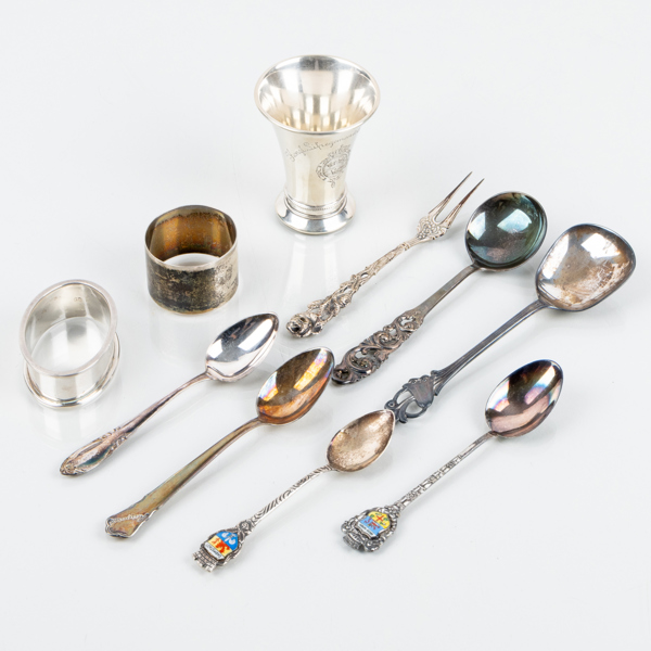 SAMLING SILVERFÖREMÅL, bla K Andersson och CG Hallberg, 1900-tal