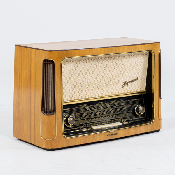 RADIO, Telefunken, Hymnus 7, 1900-talets mitt