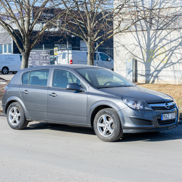 PERSONBIL, OPEL, Astra, manuell, årsmodell 2011, reg nr MAZ 275